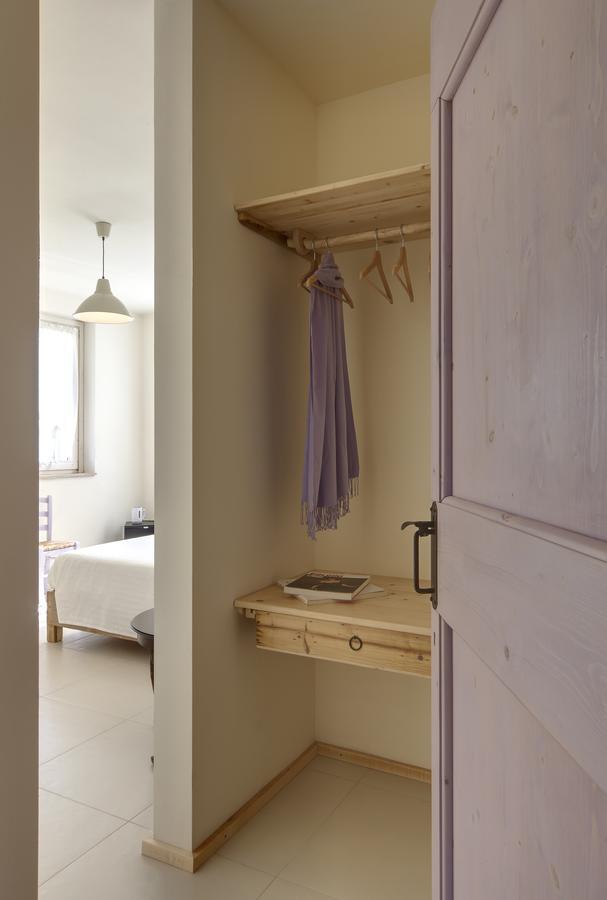 B&B Villa Olesia Ostra Szoba fotó