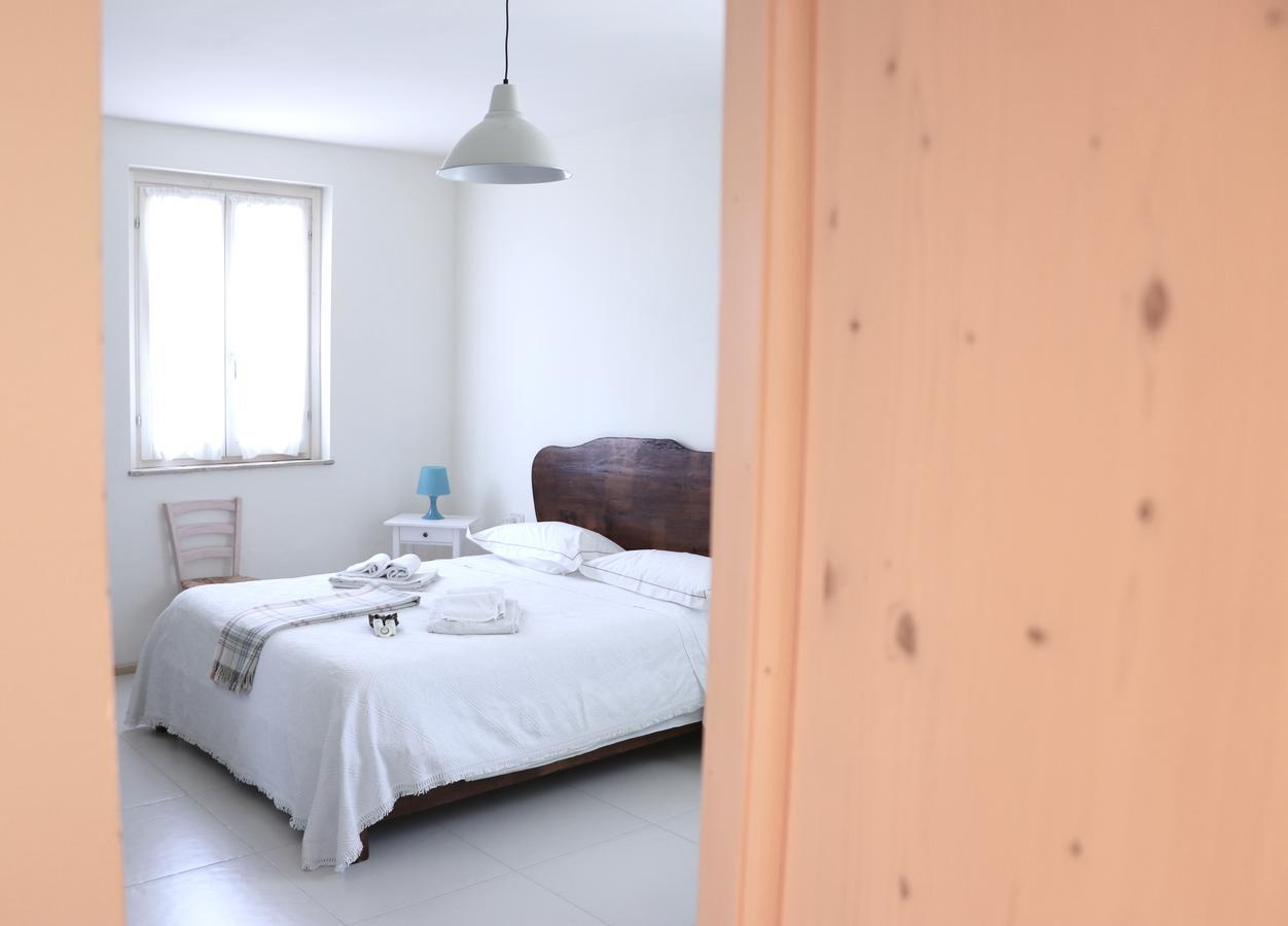 B&B Villa Olesia Ostra Kültér fotó